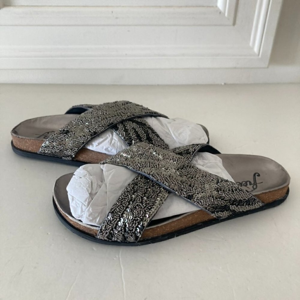 NWOT Free People Moon Child Embellished Silver Sandals Sz 37.5